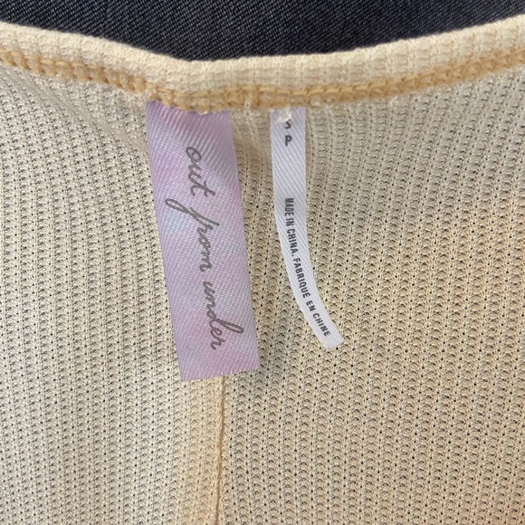 Out from under long sleeve top - Picture 3 of 3